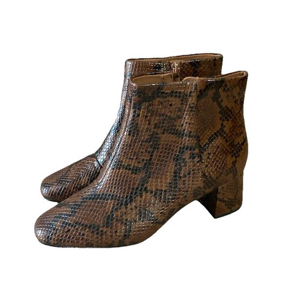 Clarks Womens Sheer Flora Boots Sz 8 Leather Snake Print Ankle Southwestern - Picture 1 of 7